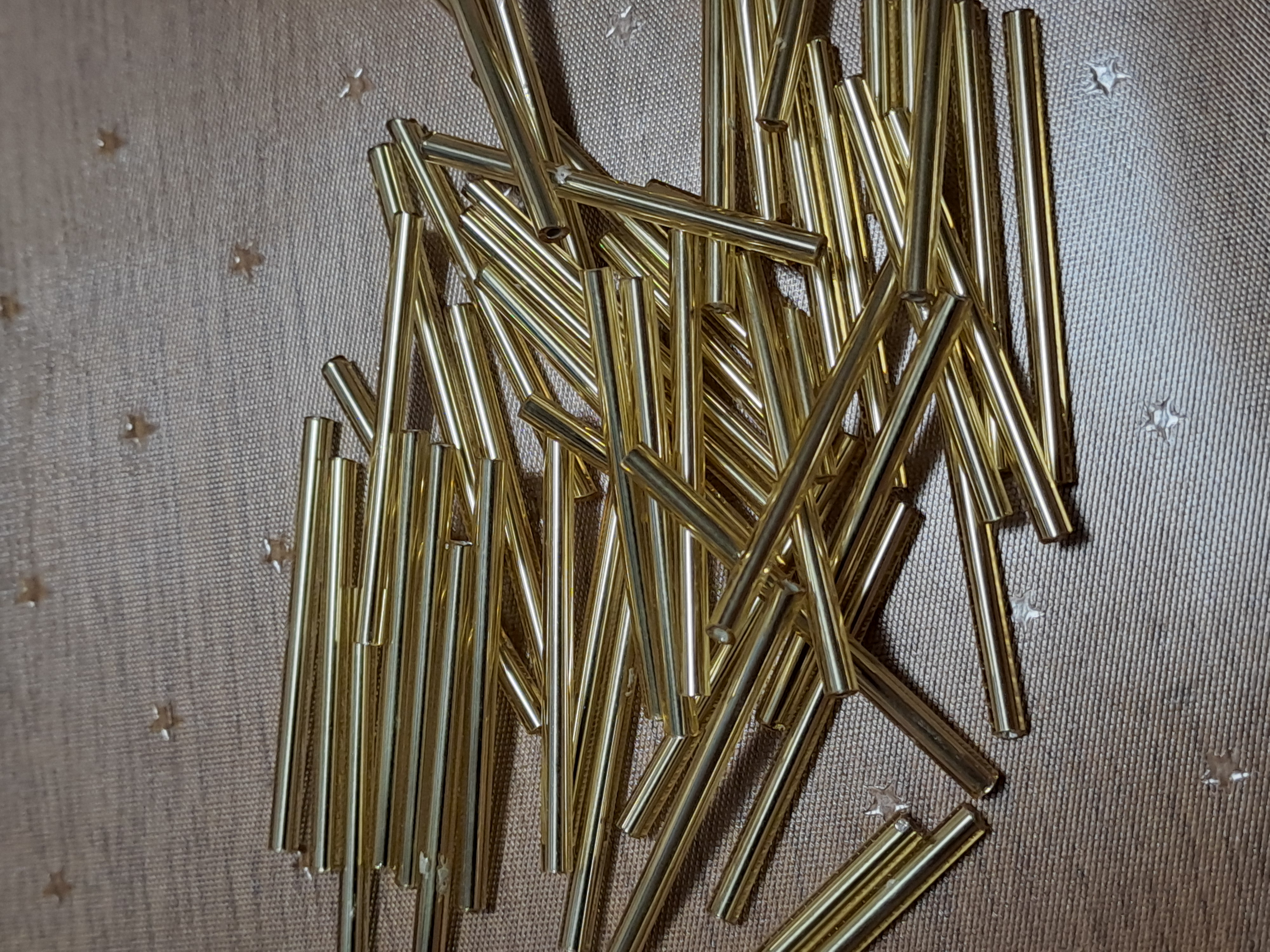 Korálky tyčky hladké 35 mm Champagne Rokaj Preciosa